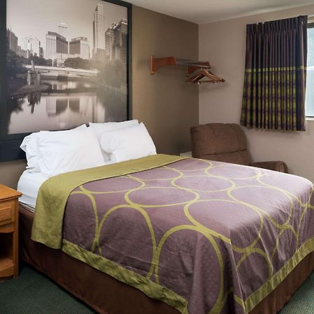 Super 8 By Wyndham Omaha Ne Hotel Bagian luar foto
